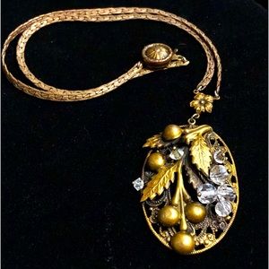 Early 1930s Unsigned (Western Germany?) vintage necklace